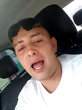 Snapshot of angelitocalientico chatting on 01-17-26, 05:16 angelitocalientico online show from 01-17-26, 05:16