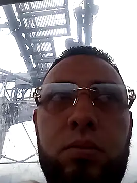 Snapshot of angelitocalientico chatting on 03-11-26, 12:33 angelitocalientico online show from 03-11-26, 12:33