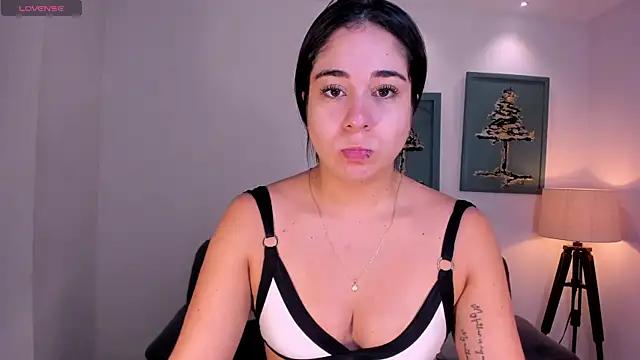 SussyBellX online show from 11-23-25, 05:13