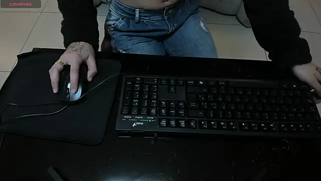 LaurentConnor online show from 09-26-25, 03:21