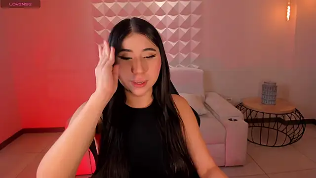 Snapshot of MayaMoretti_ chatting on 05-29-26, 05:33 MayaMoretti online show from 05-29-26, 05:33