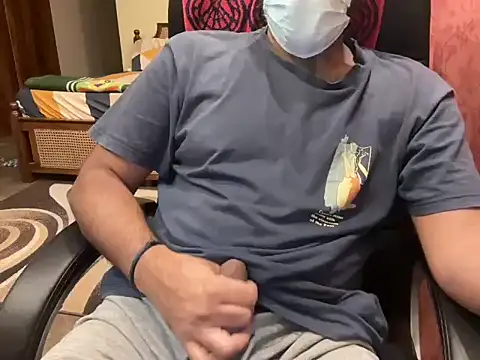 Snapshot of BobgaBonga chatting on 10-25-25, 09:31 BobgaBonga online show from 10-25-25, 09:31