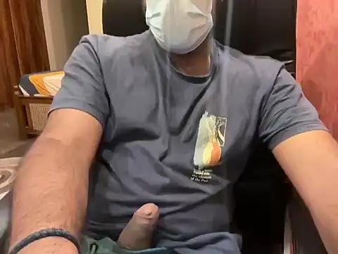 Snapshot of BobgaBonga chatting on 10-28-25, 04:31 BobgaBonga online show from 10-28-25, 04:31