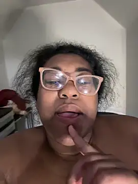 Snapshot of bunbun420247 chatting on 02-09-26, 03:43 bunbun420247 online show from 02-09-26, 03:43