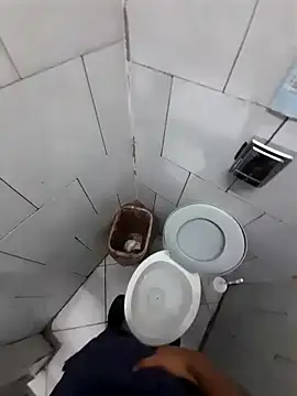 Deivi159078 online show from 09-09-25, 12:32