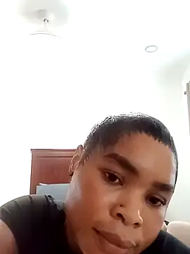 Snapshot of Sultry_Pet chatting on 03-19-26, 02:10 Sultry Pet online show from 03-19-26, 02:10