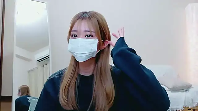 Snapshot of Una_chan_ chatting on 12-01-25, 10:26 Una chan online show from 12-01-25, 10:26