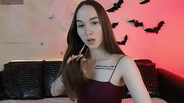 Angeel Kate online show from 10-24-25, 08:22