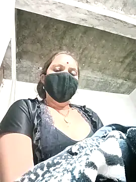 Snapshot of suhani_sharmj chatting on 12-20-25, 04:58 suhani sharmj online show from 12-20-25, 04:58