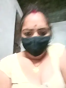 Snapshot of suhani_sharmj chatting on 12-22-25, 10:18 suhani sharmj online show from 12-22-25, 10:18