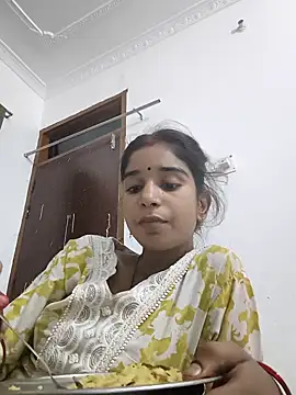 Snapshot of Hot-Soniya2 chatting on 09-30-25, 05:29 Hot-Soniya2 online show from 09-30-25, 05:29