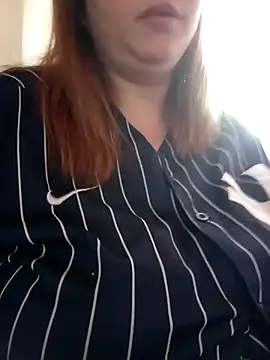 Snapshot of bellita13 chatting on 10-07-25, 02:36 bellita13 online show from 10-07-25, 02:36