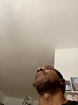 estrogeni online show from 09-22-25, 07:27