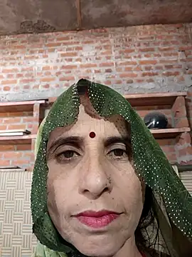 Snapshot of Hot_liya54 chatting on 09-10-25, 04:56 Hot liya54 online show from 09-10-25, 04:56