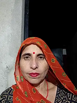 Snapshot of Hot_liya54 chatting on 09-17-25, 04:41 Hot liya54 online show from 09-17-25, 04:41