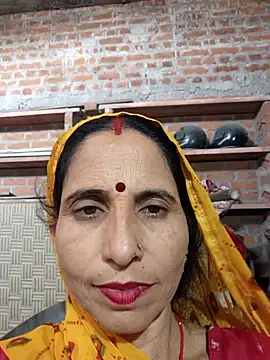 Snapshot of Hot_liya54 chatting on 09-21-25, 05:31 Hot liya54 online show from 09-21-25, 05:31