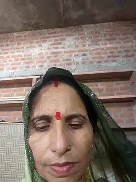 Snapshot of Hot_liya54 chatting on 09-23-25, 06:27 Hot liya54 online show from 09-23-25, 06:27