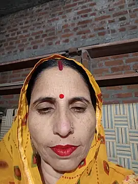 Snapshot of Hot_liya54 chatting on 09-27-25, 03:28 Hot liya54 online show from 09-27-25, 03:28