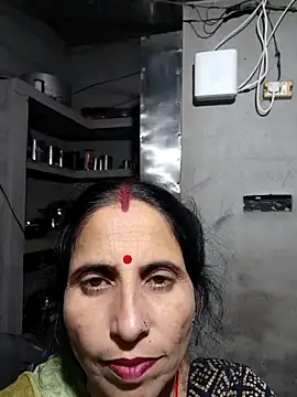 Snapshot of Hot_liya54 chatting on 10-15-25, 07:36 Hot liya54 online show from 10-15-25, 07:36