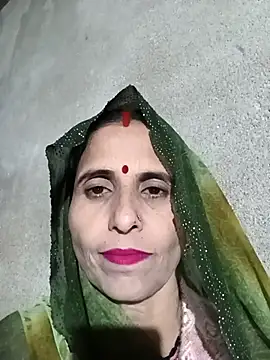 Snapshot of Hot_liya54 chatting on 10-28-25, 02:53 Hot liya54 online show from 10-28-25, 02:53