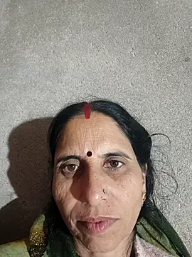 Snapshot of Hot_liya54 chatting on 10-29-25, 03:20 Hot liya54 online show from 10-29-25, 03:20