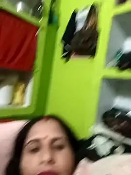 Snapshot of Hot_liya54 chatting on 11-12-25, 10:04 Hot liya54 online show from 11-12-25, 10:04