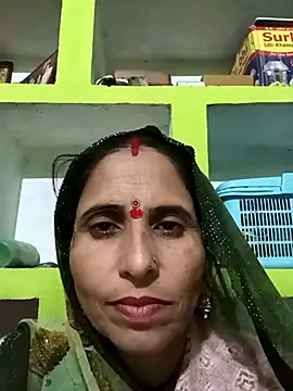 Snapshot of Hot_liya54 chatting on 11-18-25, 04:50 Hot liya54 online show from 11-18-25, 04:50