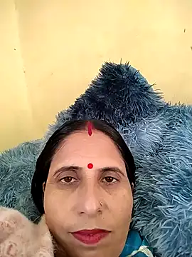 Snapshot of Hot_liya54 chatting on 12-15-25, 09:24 Hot liya54 online show from 12-15-25, 09:24