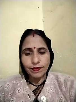 Snapshot of Hot_liya54 chatting on 12-16-25, 04:01 Hot liya54 online show from 12-16-25, 04:01