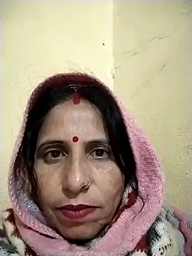 Snapshot of Hot_liya54 chatting on 12-17-25, 10:27 Hot liya54 online show from 12-17-25, 10:27