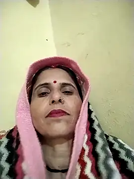 Snapshot of Hot_liya54 chatting on 12-19-25, 07:15 Hot liya54 online show from 12-19-25, 07:15