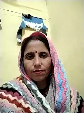 Snapshot of Hot_liya54 chatting on 12-20-25, 05:36 Hot liya54 online show from 12-20-25, 05:36