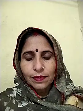 Snapshot of Hot_liya54 chatting on 02-03-26, 04:43 Hot liya54 online show from 02-03-26, 04:43