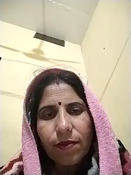 Snapshot of Hot_liya54 chatting on 02-08-26, 08:01 Hot liya54 online show from 02-08-26, 08:01