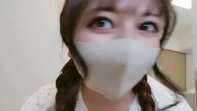 JP Momo o0 online show from 09-18-25, 11:34