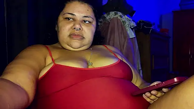 Snapshot of xlatinastar chatting on 06-06-26, 04:01 xlatinastar online show from 06-06-26, 04:01