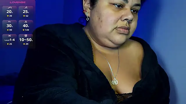 Snapshot of xlatinastar chatting on 06-23-26, 11:03 xlatinastar online show from 06-23-26, 11:03