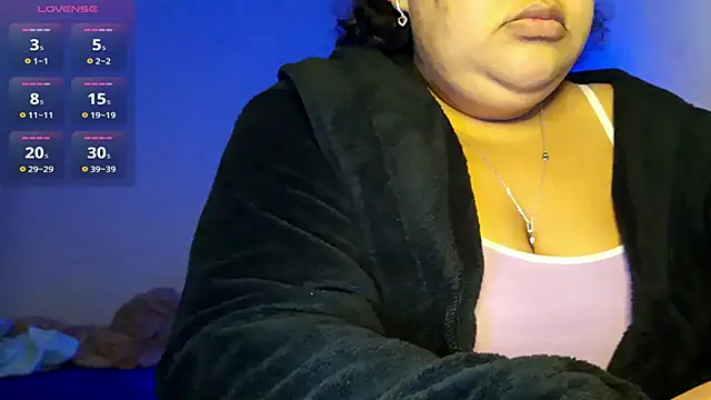 Snapshot of xlatinastar chatting on 06-24-26, 11:20 xlatinastar online show from 06-24-26, 11:20