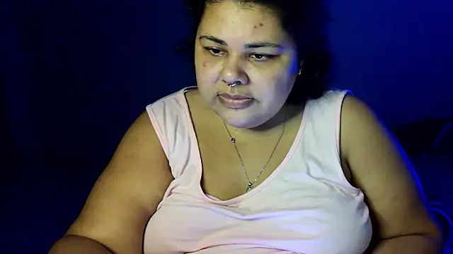 Snapshot of xlatinastar chatting on 07-01-26, 05:34 xlatinastar online show from 07-01-26, 05:34