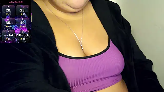 Snapshot of xlatinastar chatting on 07-10-26, 03:36 xlatinastar online show from 07-10-26, 03:36