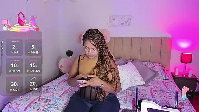 Hill Brownie online show from 11-27-25, 01:02