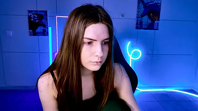 AliceCUNTach online show from 10-03-25, 05:04