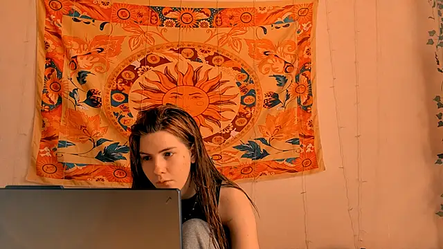 AliceCUNTach online show from 04-15-26, 05:03