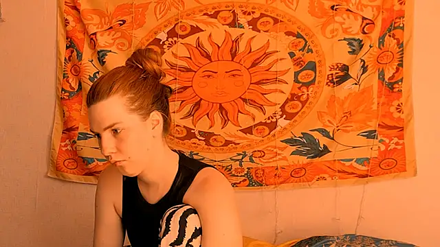 Snapshot of AliceCUNTach chatting on 05-22-26, 05:03 AliceCUNTach online show from 05-22-26, 05:03