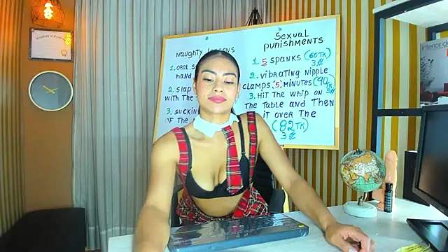 Emily Mitchell online show from 10-06-25, 06:05