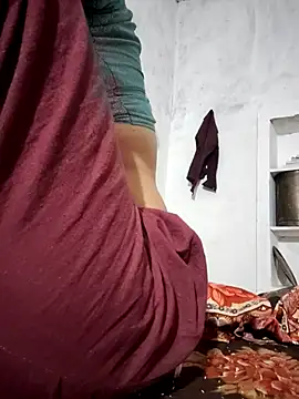 Snapshot of Hot_lali_555 chatting on 09-17-25, 12:23 Hot lali 555 online show from 09-17-25, 12:23