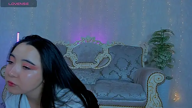 Snapshot of loveame chatting on 09-09-25, 04:39 loveame online show from 09-09-25, 04:39