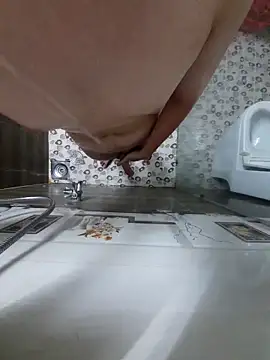 Snapshot of winter0cold_ chatting on 10-07-25, 11:29 winter0cold online show from 10-07-25, 11:29