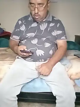 HomHot47 online show from 10-31-25, 04:02