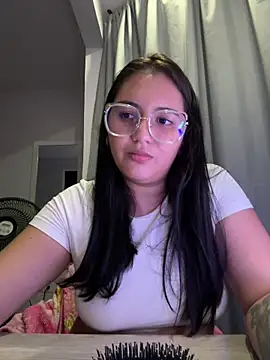 Snapshot of Angeldusttt chatting on 09-26-25, 05:00 Angeldusttt online show from 09-26-25, 05:00